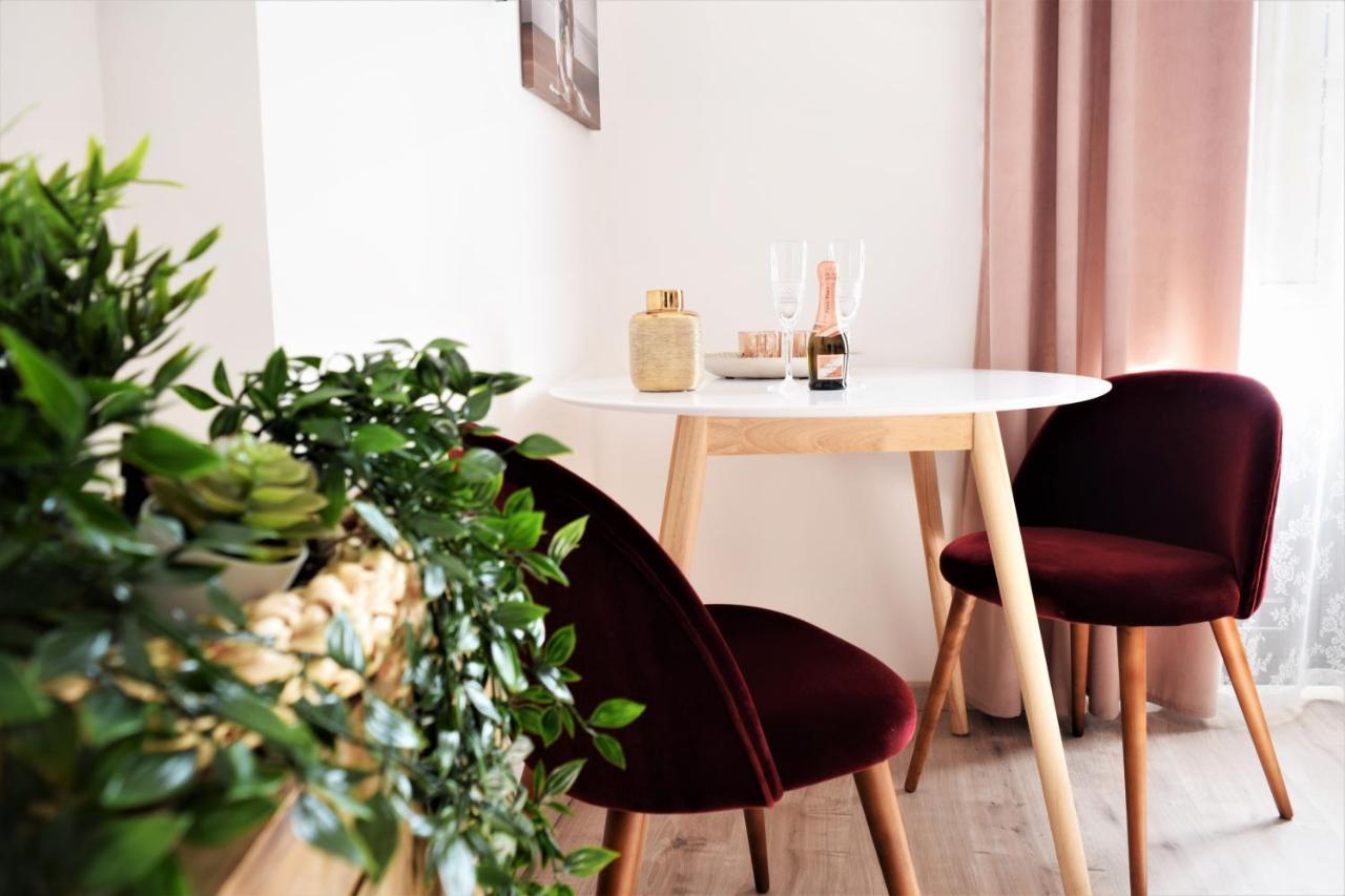 Le Moresche Apartment CTA Exterior foto